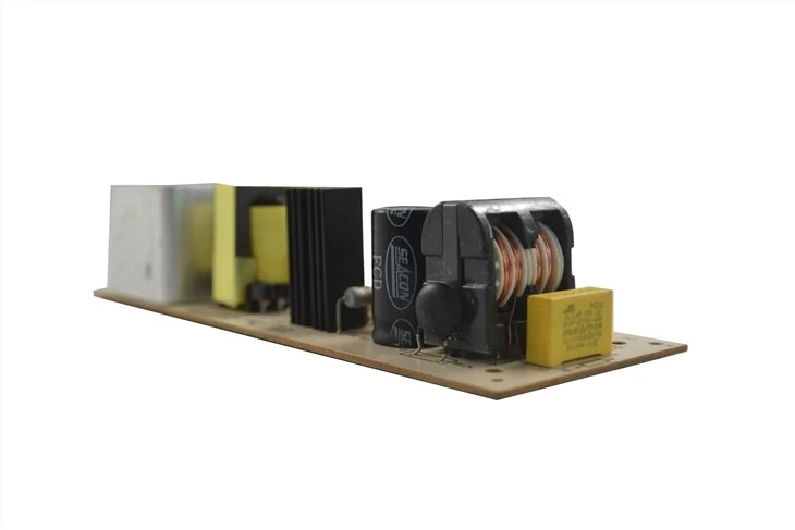 6 ašių robotų PCB surinkimas